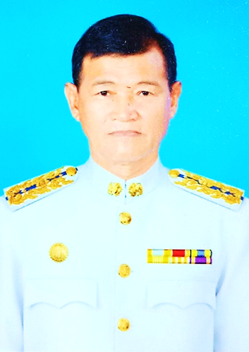 นายพรมมี ภูมิลักษณ์ สมาชิกสภาฯ เขต 2